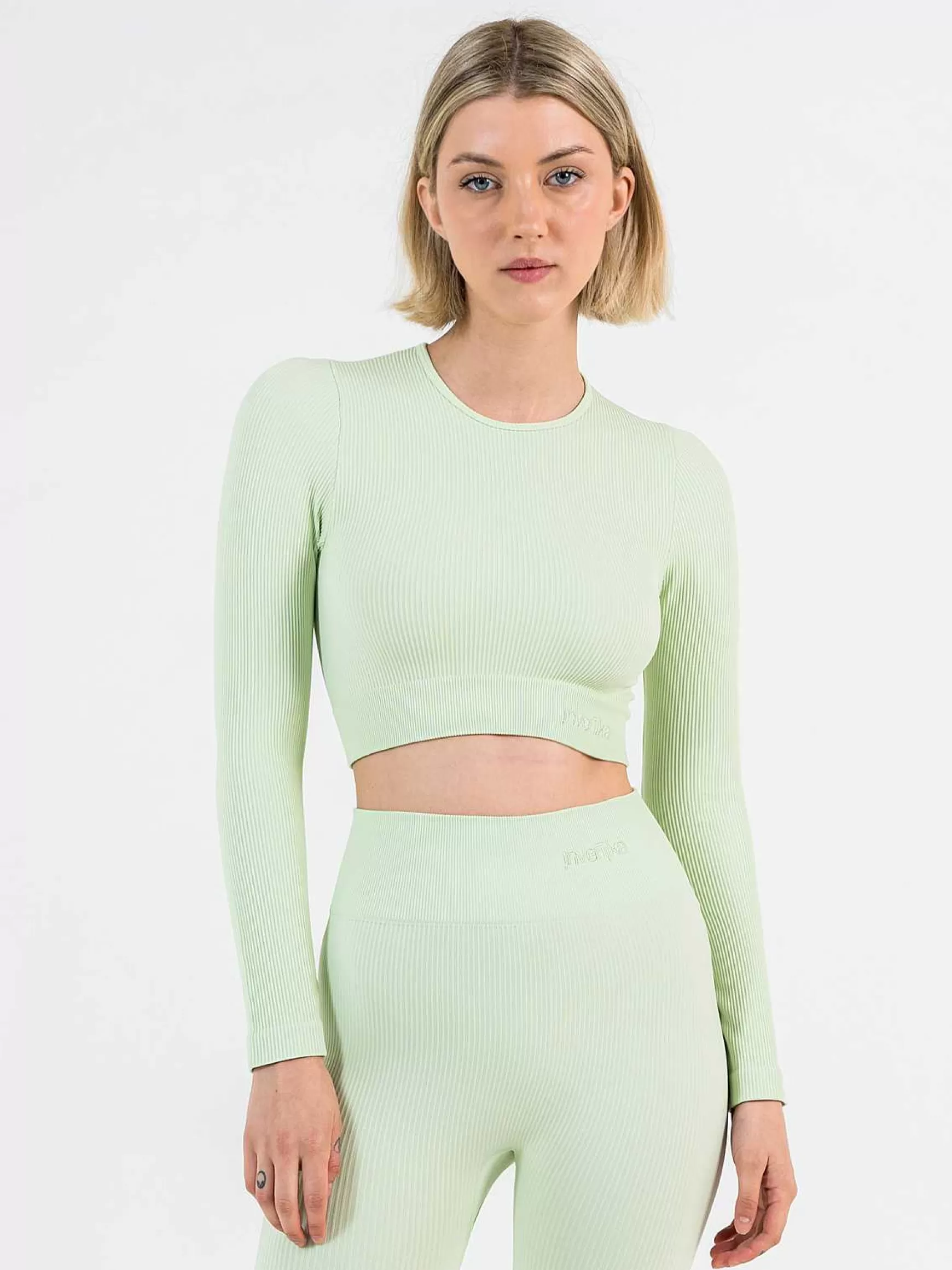 Armonika Crop Top Sportswear Donna In Microfibra Verde Effetto Push Up Modellante E Contenitivo A Costine*Invertika Shop