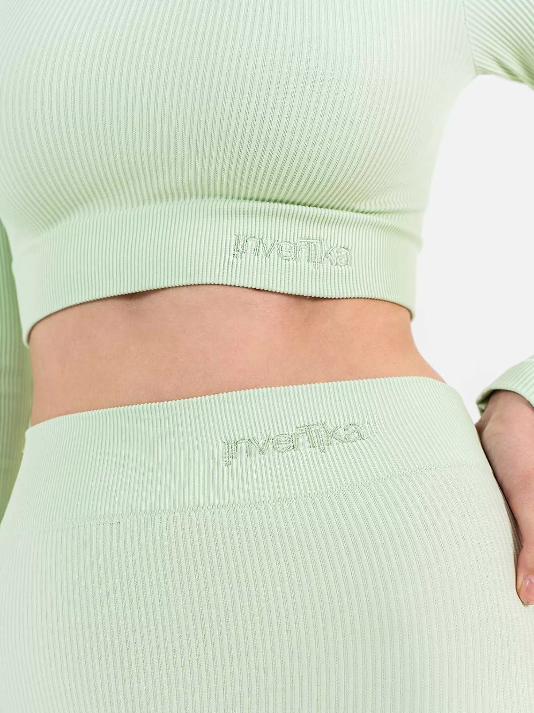 Armonika Crop Top Sportswear Donna In Microfibra Verde Effetto Push Up Modellante E Contenitivo A Costine*Invertika Shop