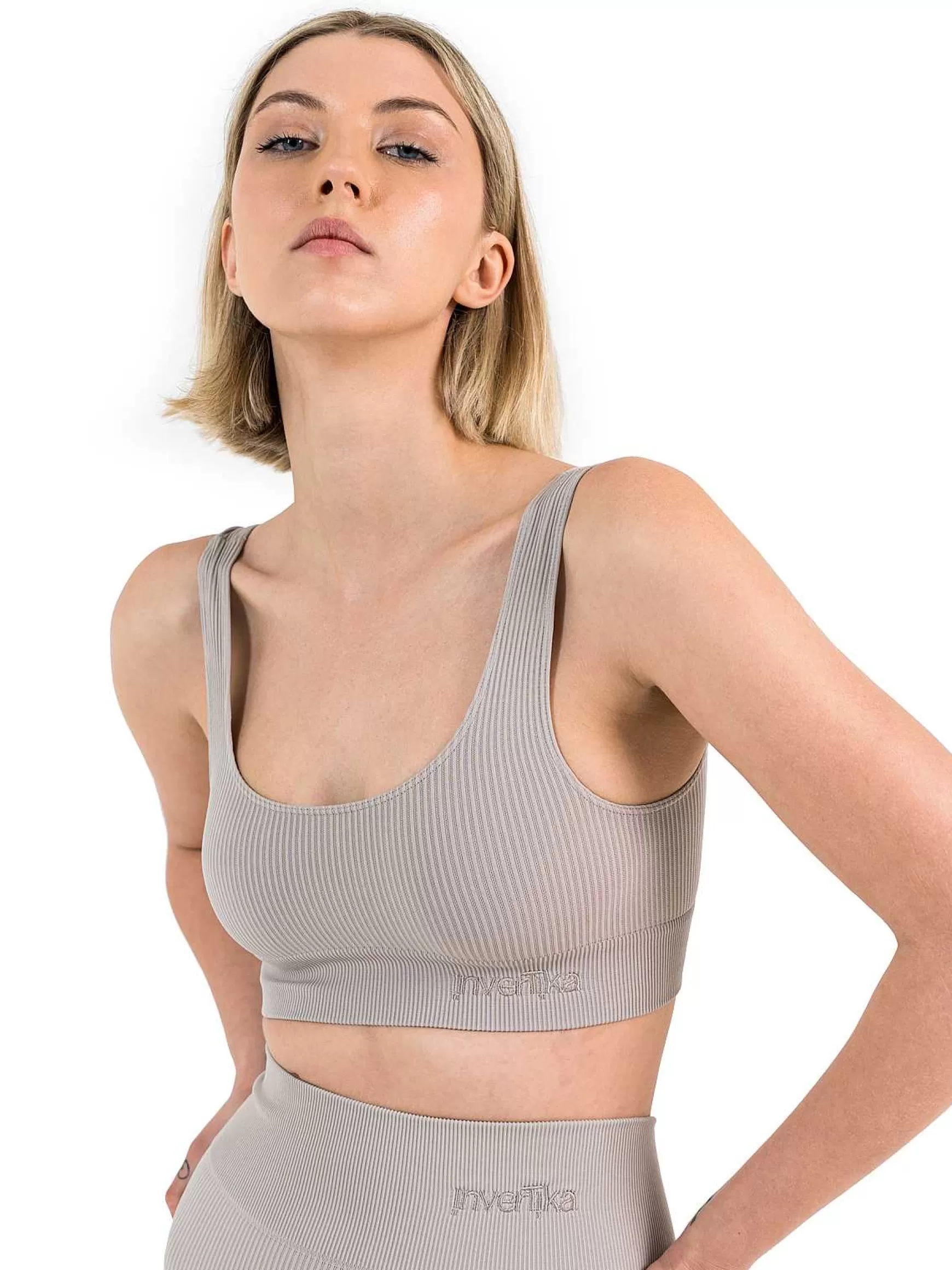 Armonika Top Sportswear Donna In Microfibra Beige Effetto Push Up Modellante E Contenitivo A Costine*Invertika Fashion