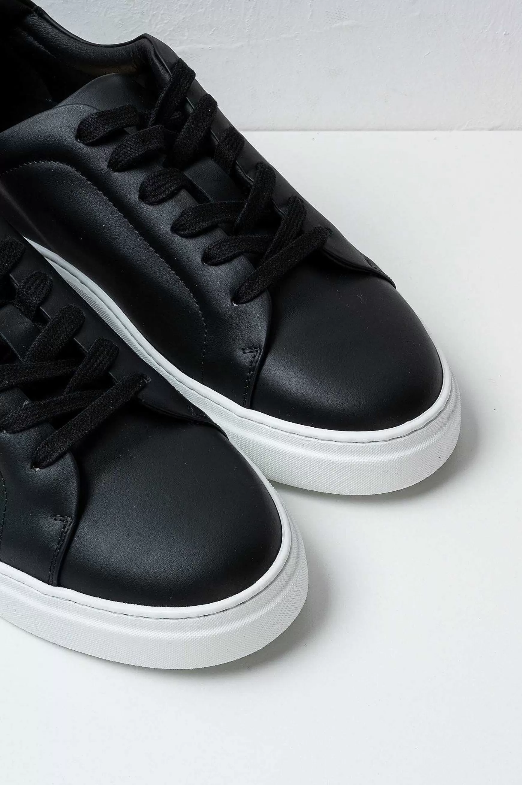 'Oro Foro Italico Leather Sneakers Black Women's*Pantofola d Fashion