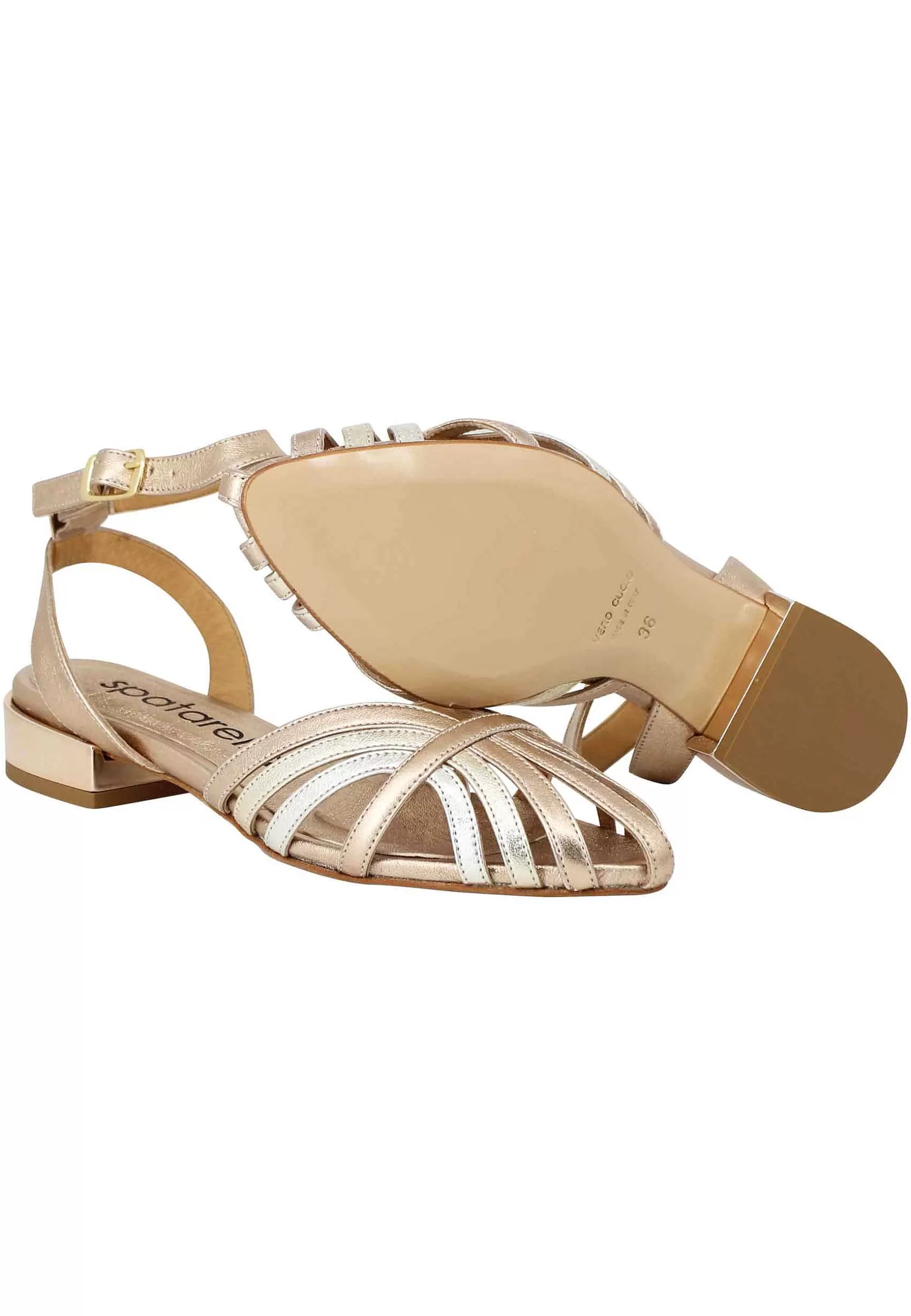 Sandali Donna In Pelle Laminata Platino Con Cinturino Alla Caviglia Punta Chiusa E Tacco Basso** Shop