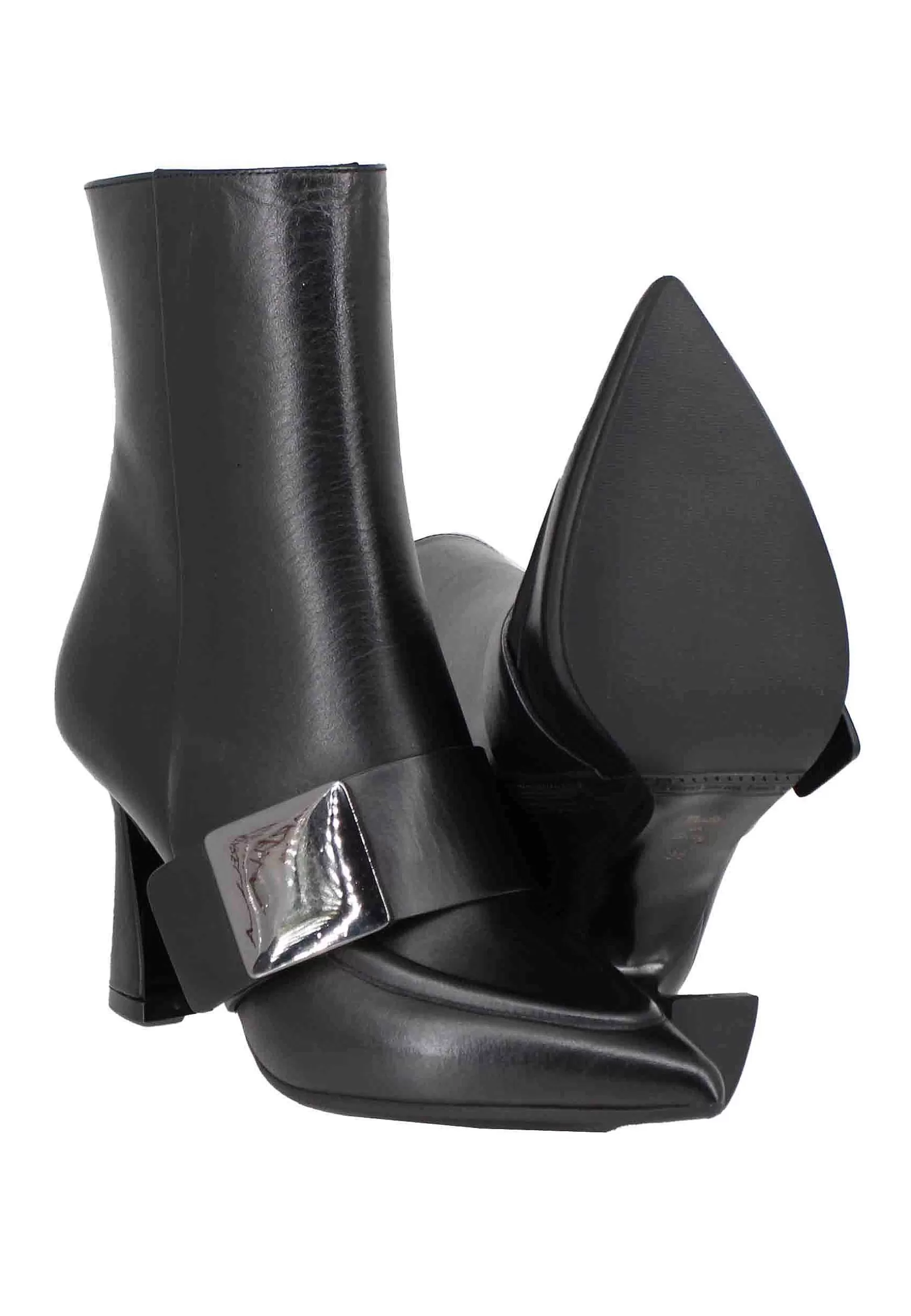 Stivaletti Donna In Pelle Nera Con Borchia Laterale E Tacco Alto** Sale