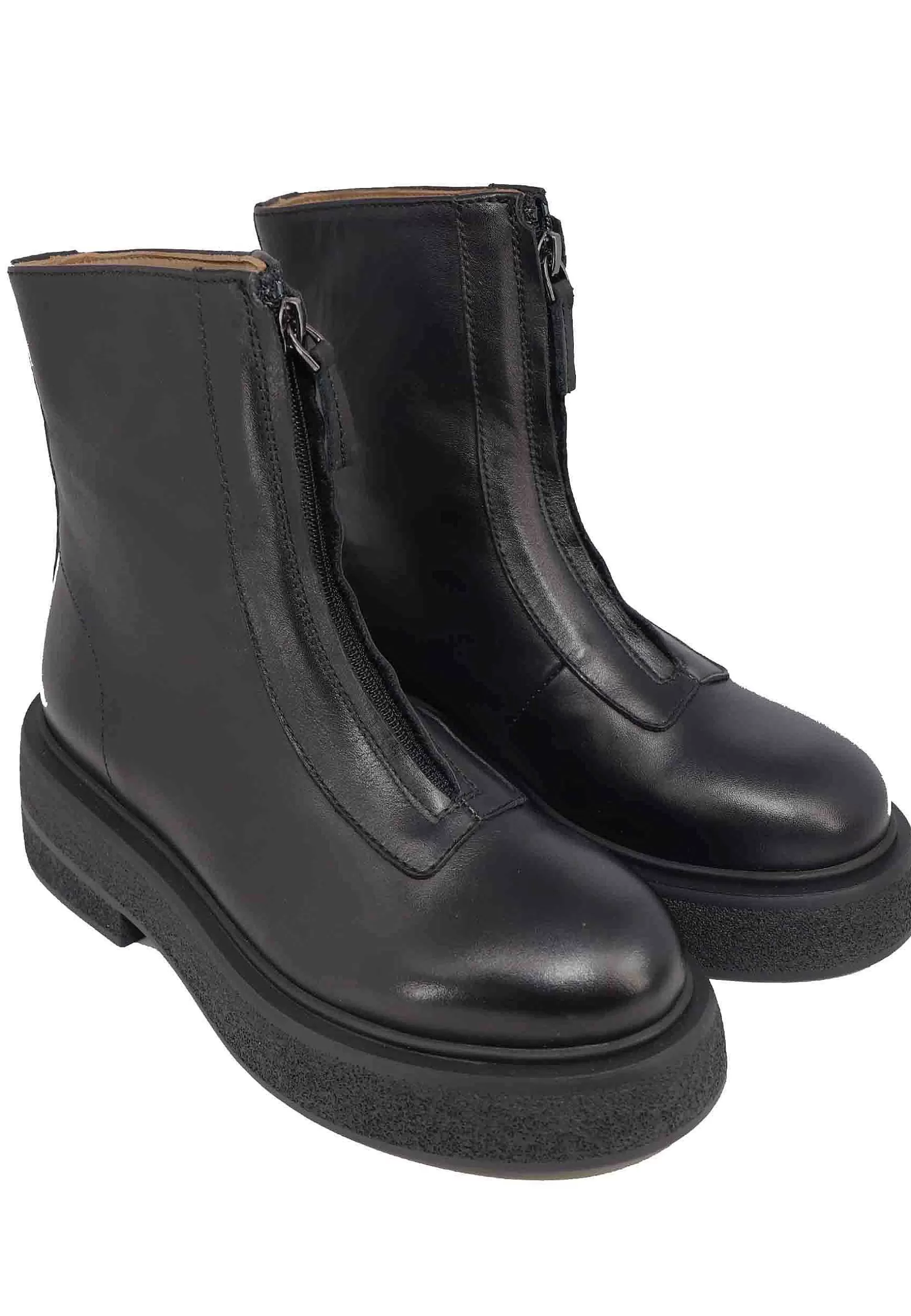 Stivaletti Donna In Pelle Nera Con Zip Frontale E Punta Tonda** Sale