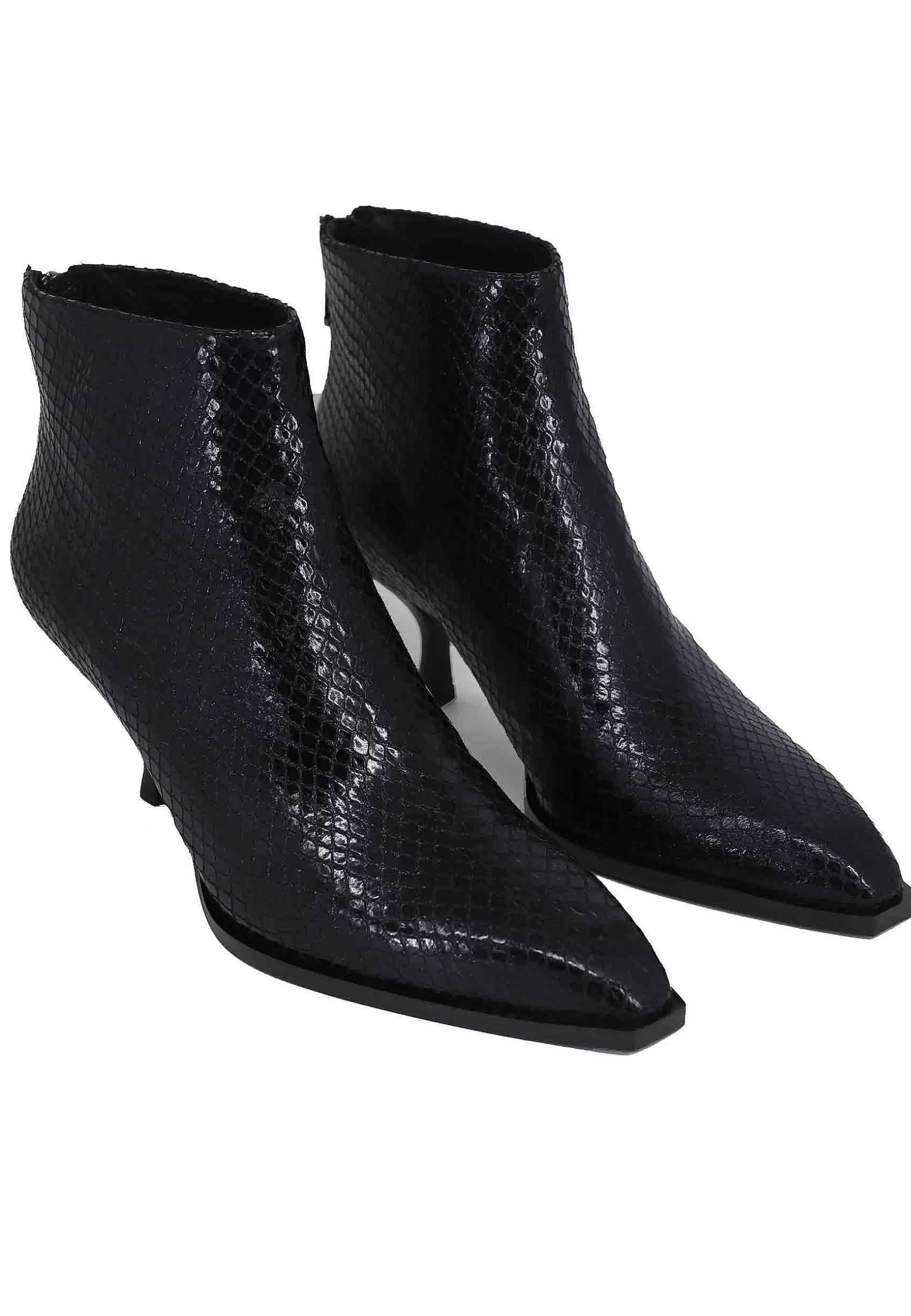 Stivaletti Donna In Pelle Nera Lucida Con Zip Posteriore E Punta A Punta Senas*Lola Cruz Cheap